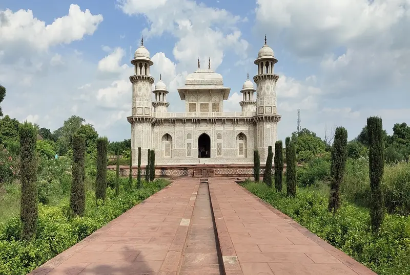 Itimad-ud-Daulah, the Baby Taj, at the end of a garden walkway in Agra